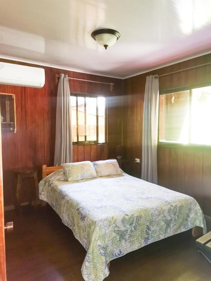 Casita Happy Feet And Tours Corcovado Hotel Drakes Bay Eksteriør billede